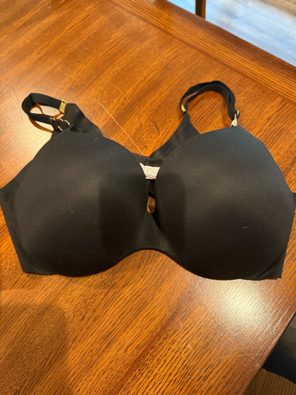 Victoria's Secret Black Smooth T-Shirt Bra with Gold Hardware